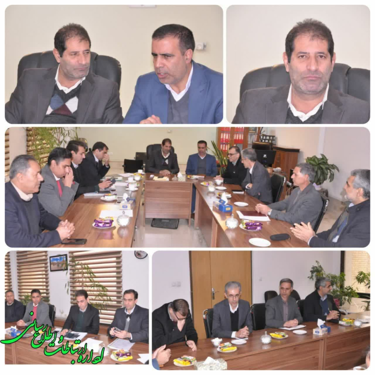 نشست مشترک فرماندار ، شهرداران و رئیس اداره راه و شهرسازی شهرستان مبارکه  با مدیرکل راه و شهرسازی استان اصفهان